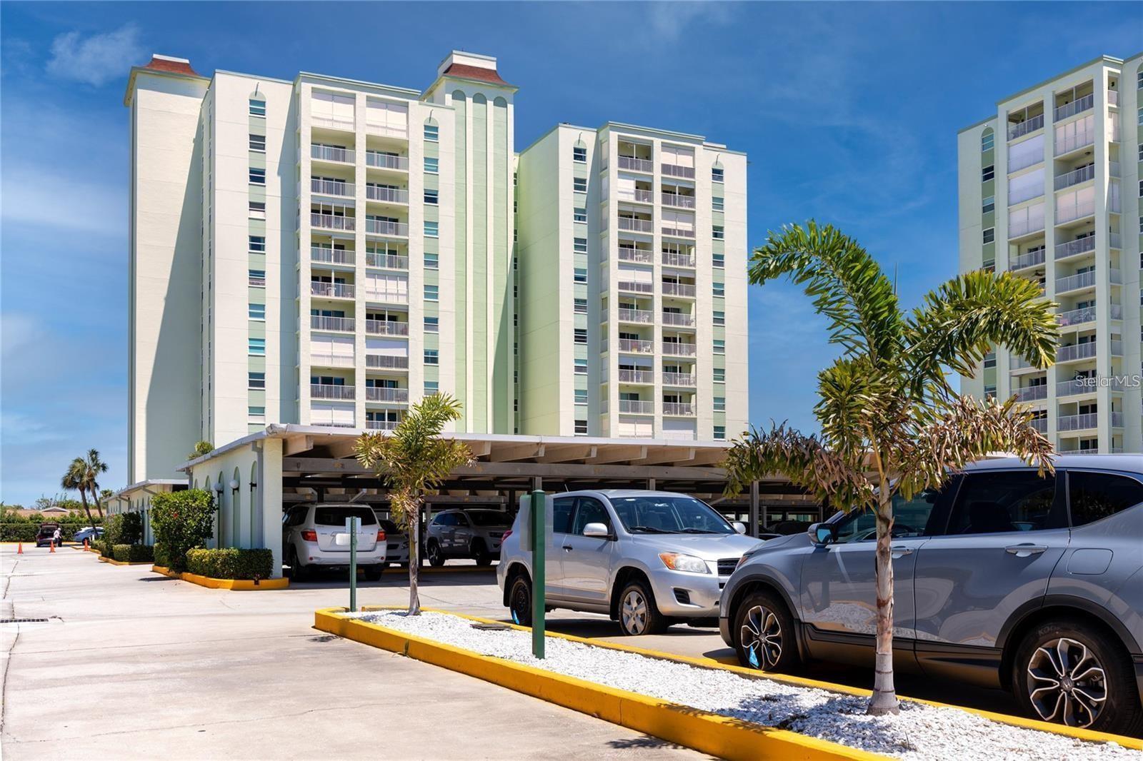 THREE PALMS POINTE CONDO - Residential