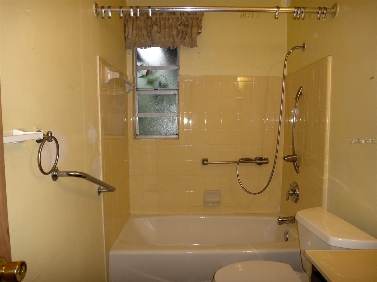 RICHMOND HEIGHTS - Residential