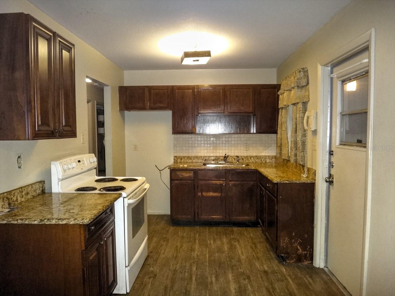 RICHMOND HEIGHTS - Residential