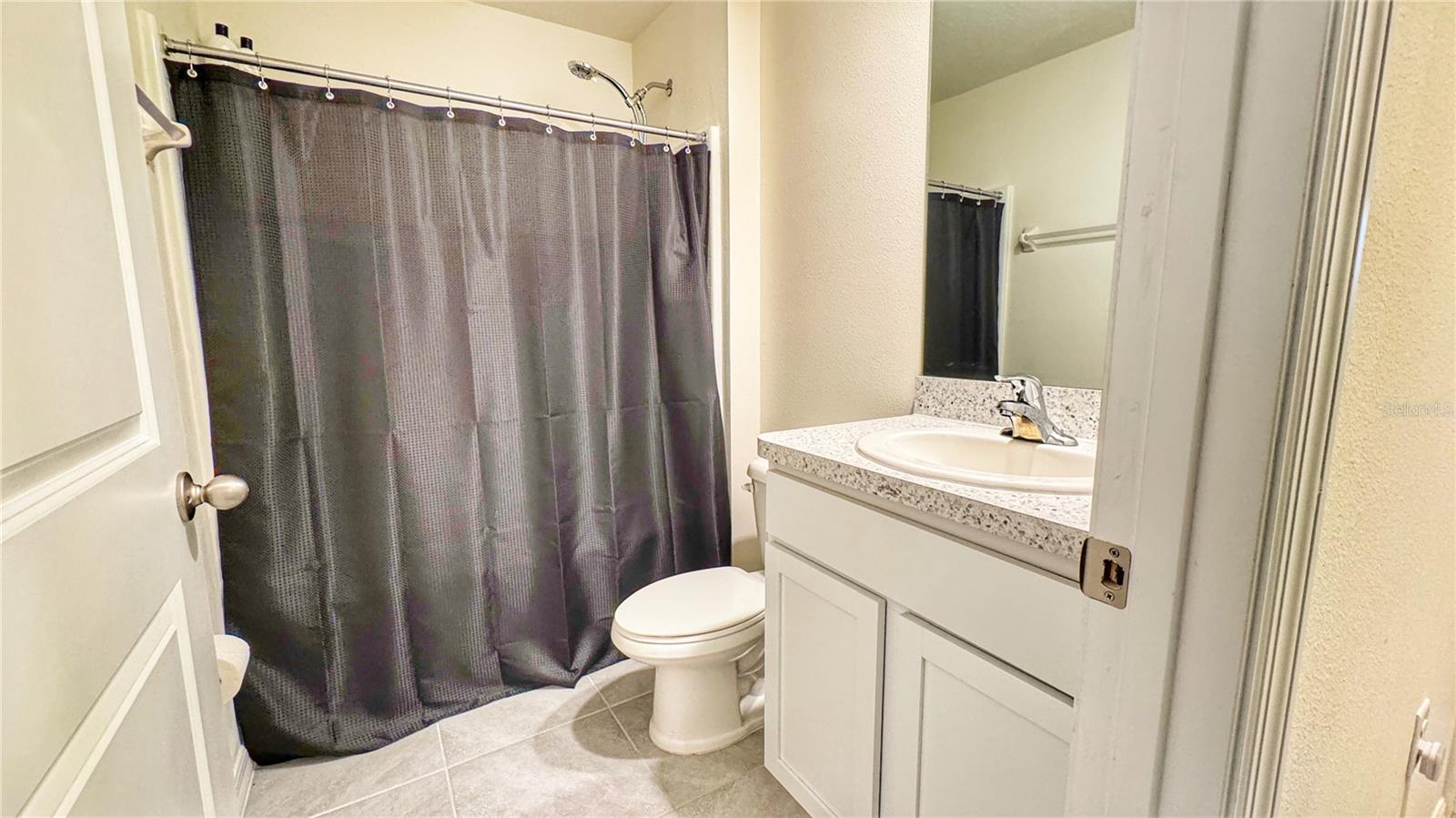 NORTH PARK ISLE PH 1B 1C & 1D - Residential Lease