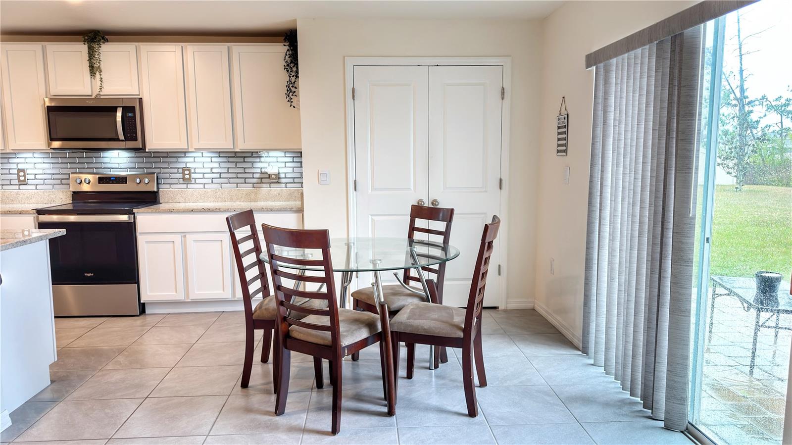 NORTH PARK ISLE PH 1B 1C & 1D - Residential Lease