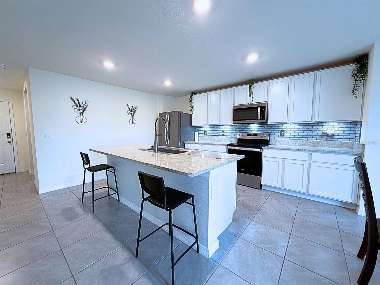 NORTH PARK ISLE PH 1B 1C & 1D - Residential Lease