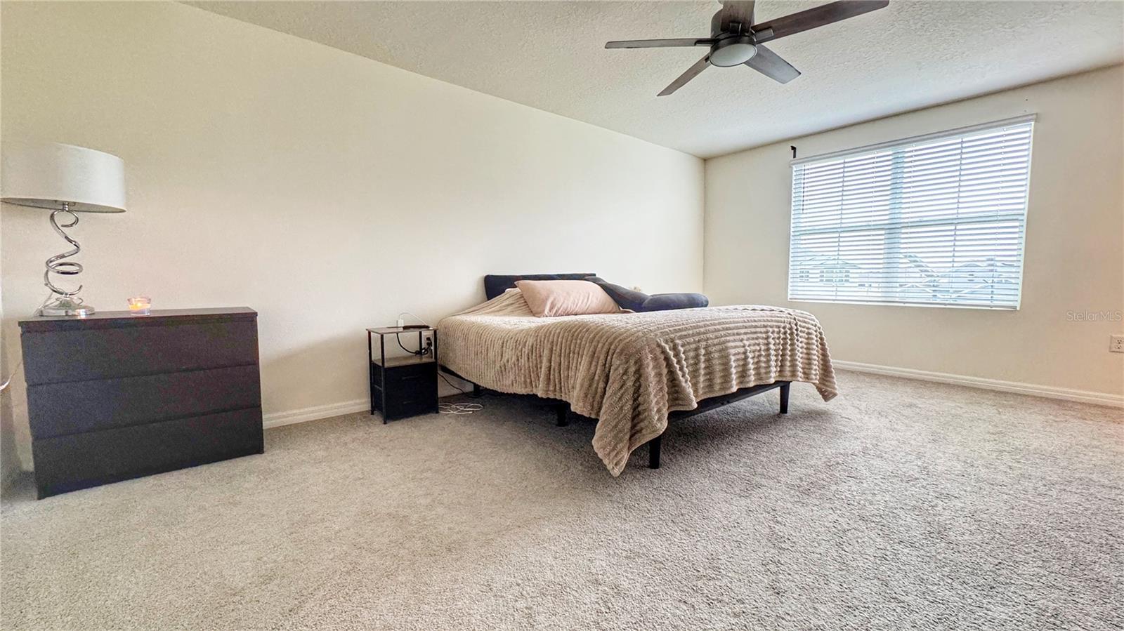 NORTH PARK ISLE PH 1B 1C & 1D - Residential Lease