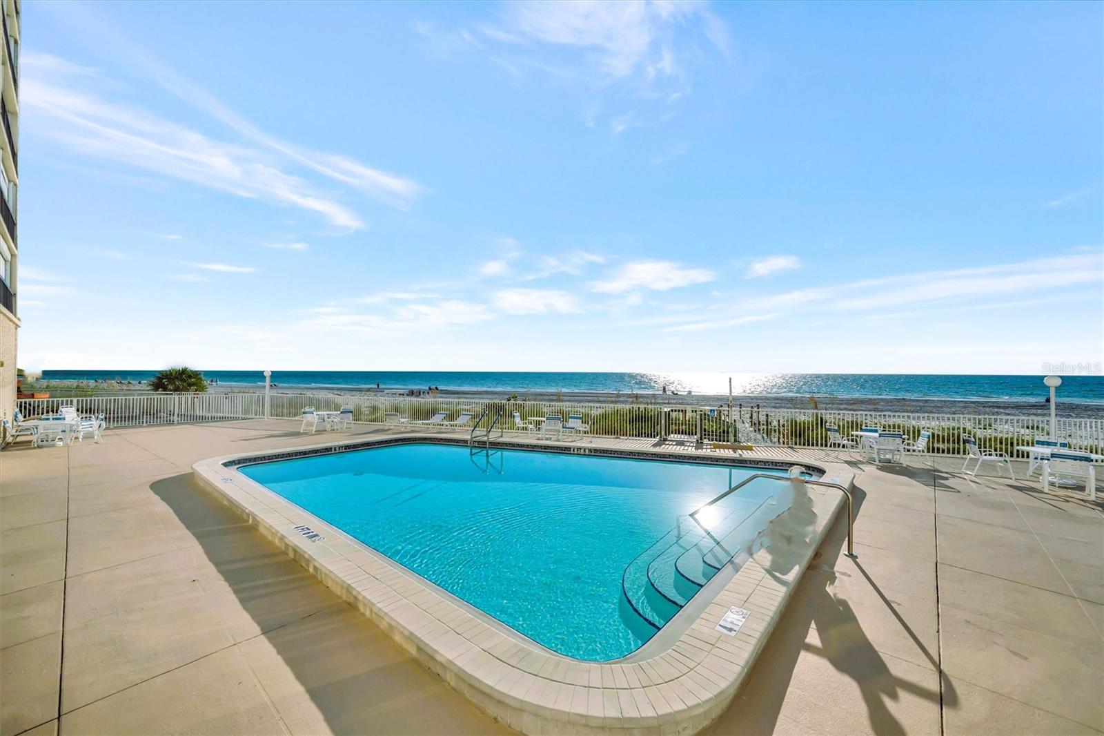 TAHITIAN TOWERS CONDO - Residential