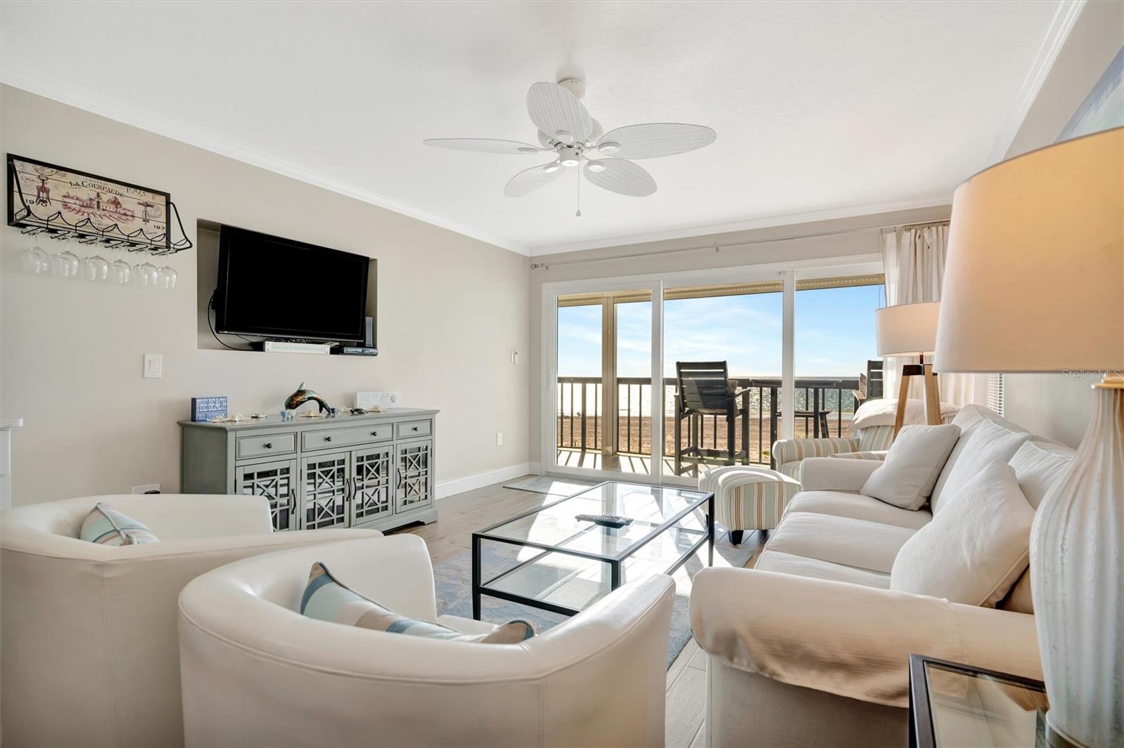 TAHITIAN TOWERS CONDO - Residential