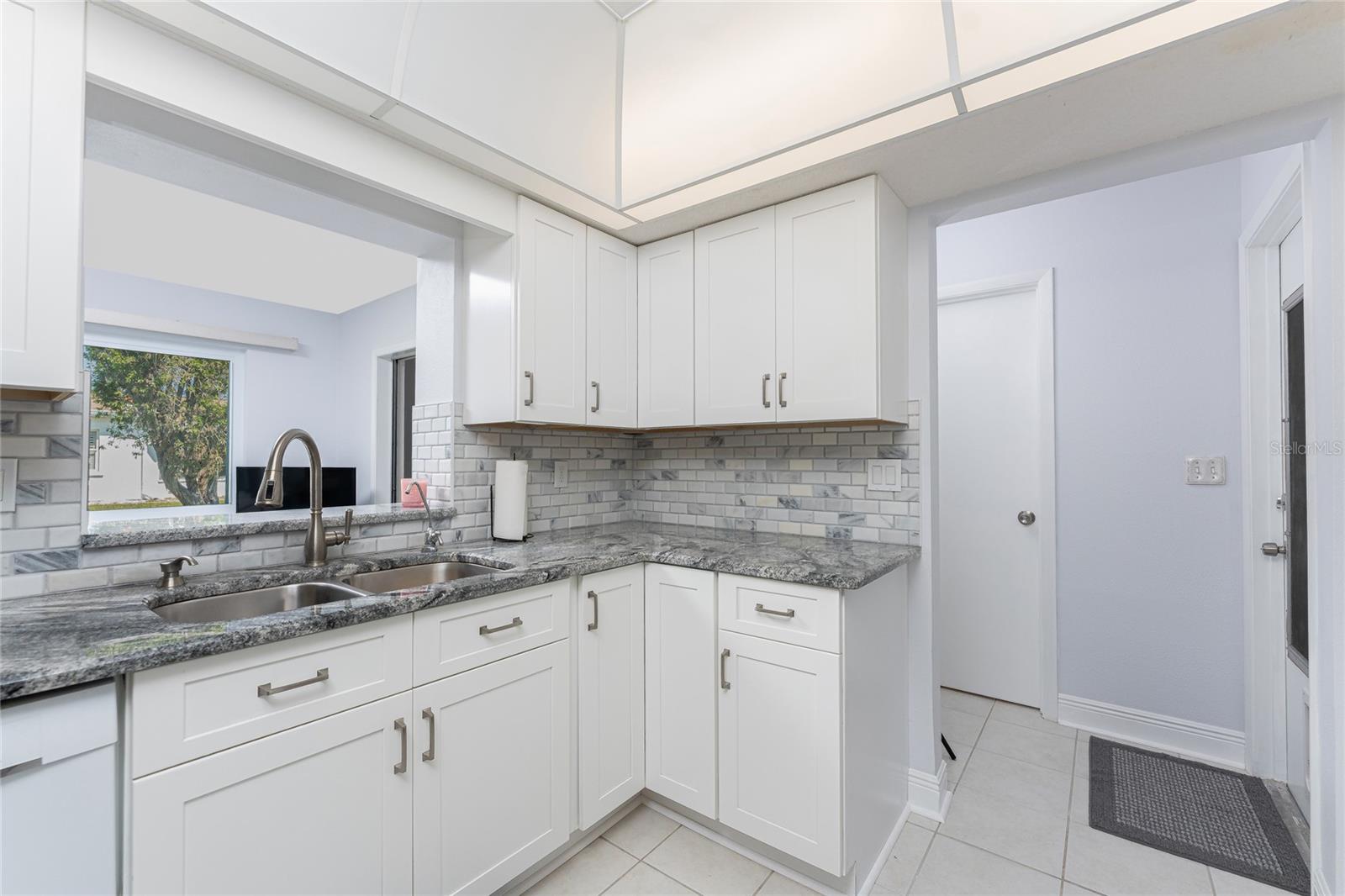 CLINTWOOD ACRES - Residential Lease