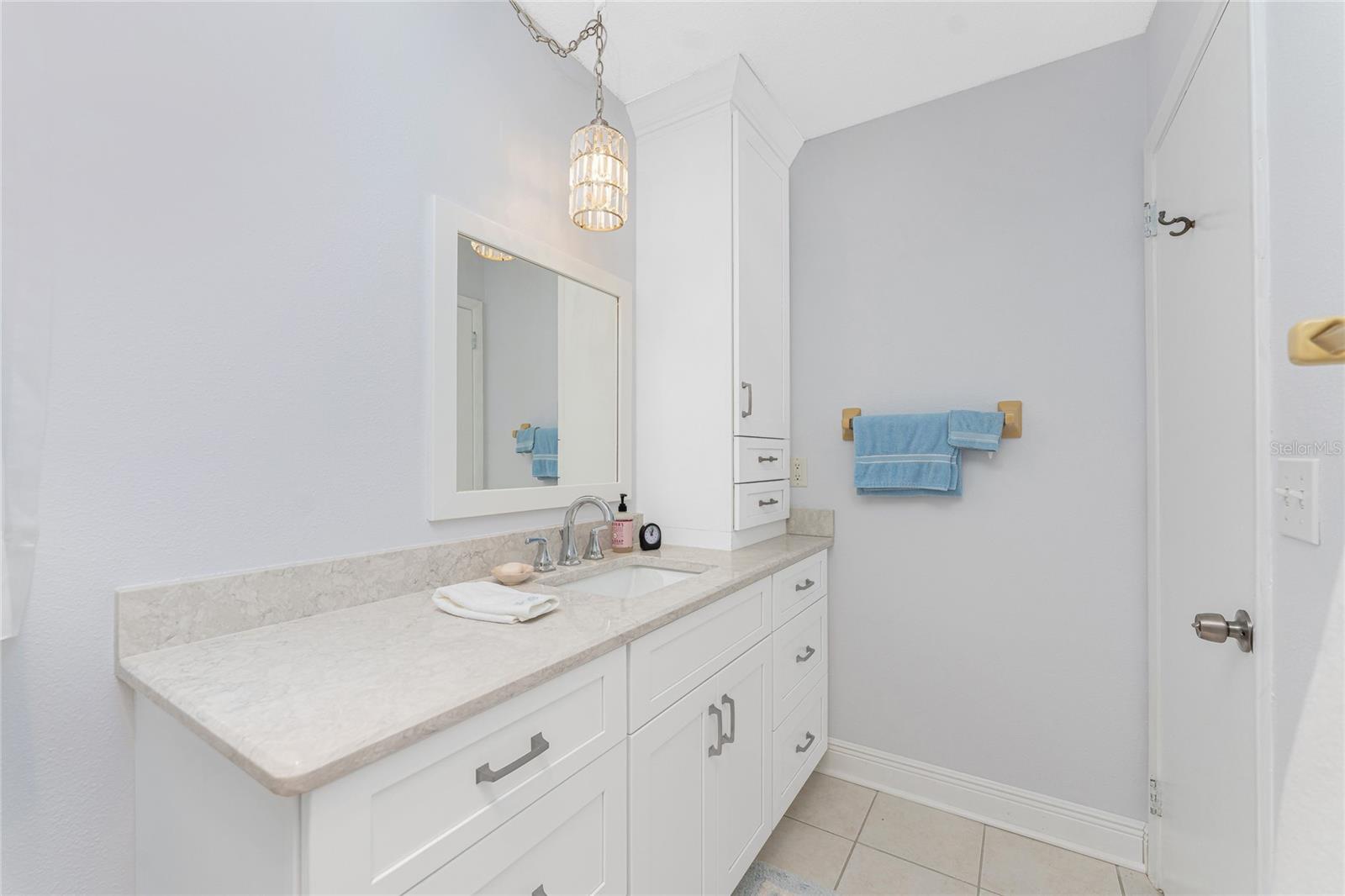 CLINTWOOD ACRES - Residential Lease