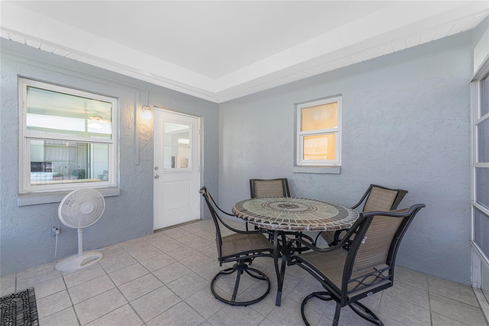 CLINTWOOD ACRES - Residential Lease