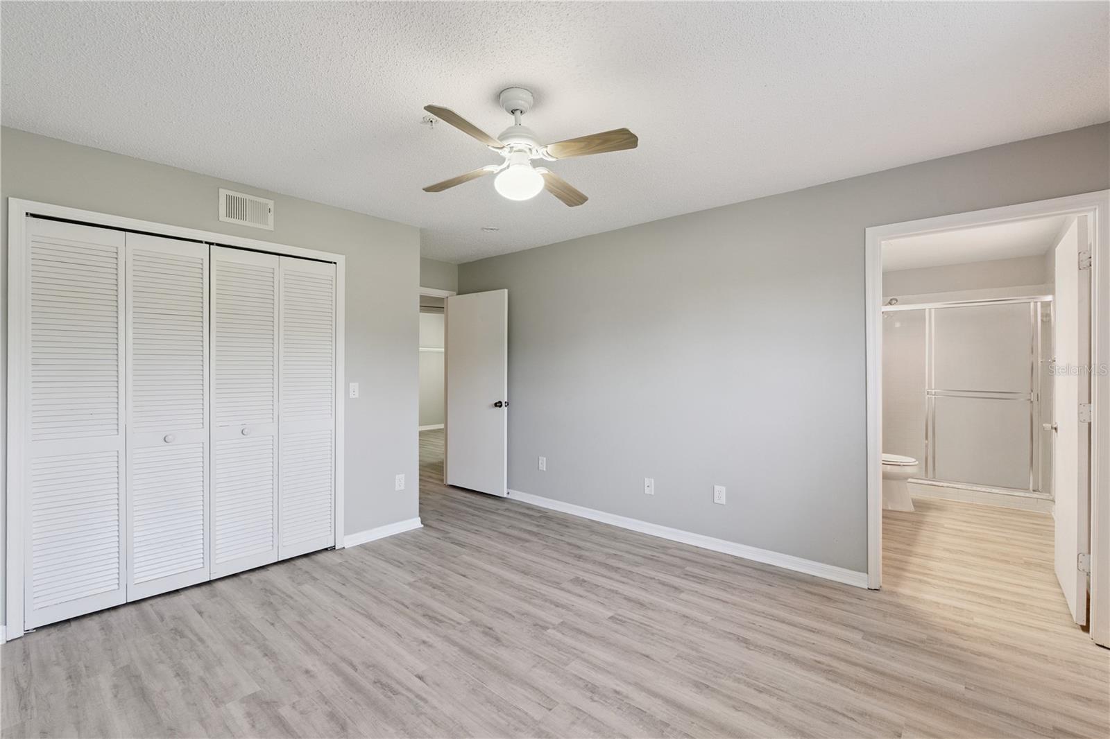 COACH HOMES AT ERROL PH 01 - Residential Lease