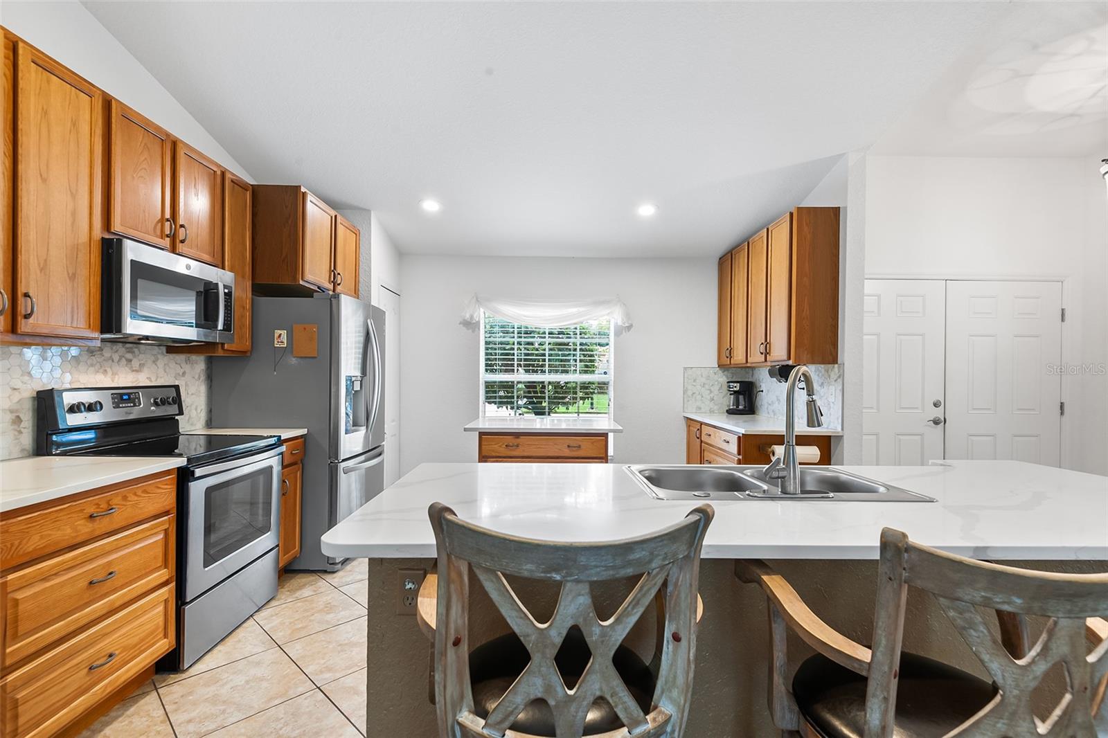 COUNTRY CLUB TRAILS - Residential