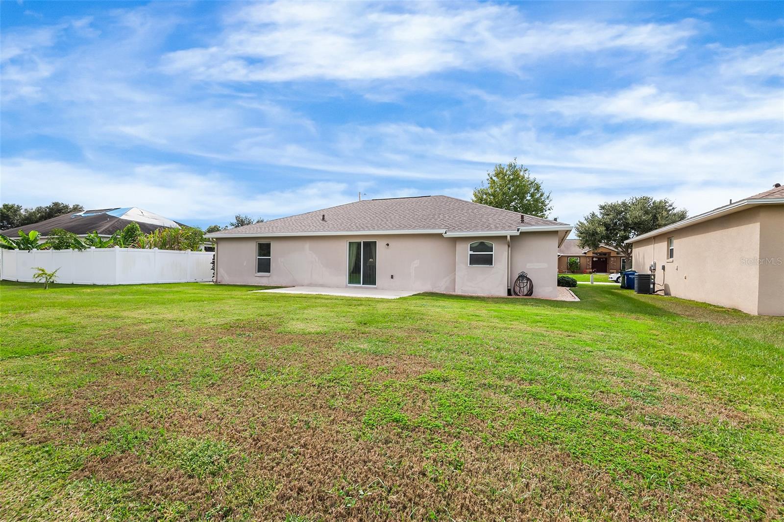 COUNTRY CLUB TRAILS - Residential