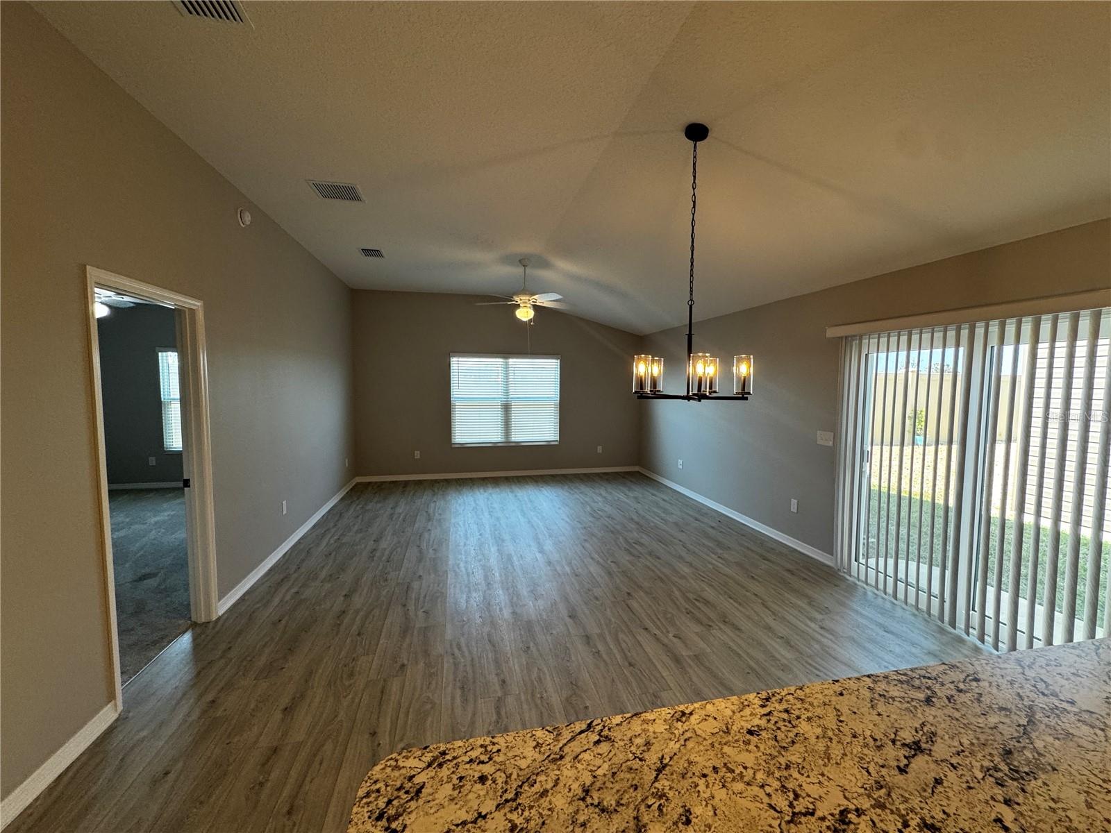 VILLAGES/SOUTHERN OAKS UN #138 - Residential Lease