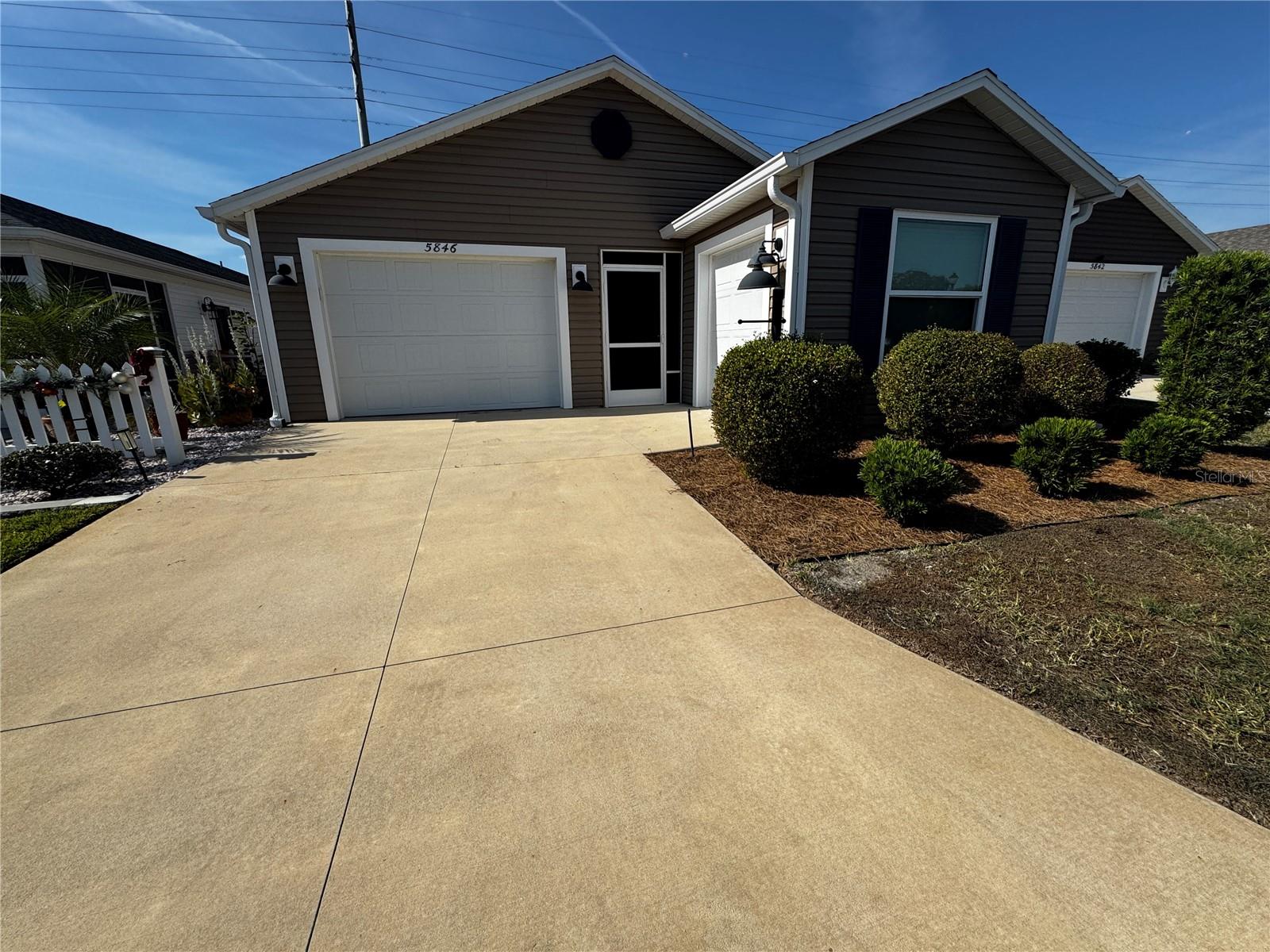 VILLAGES/SOUTHERN OAKS UN #138 - Residential Lease