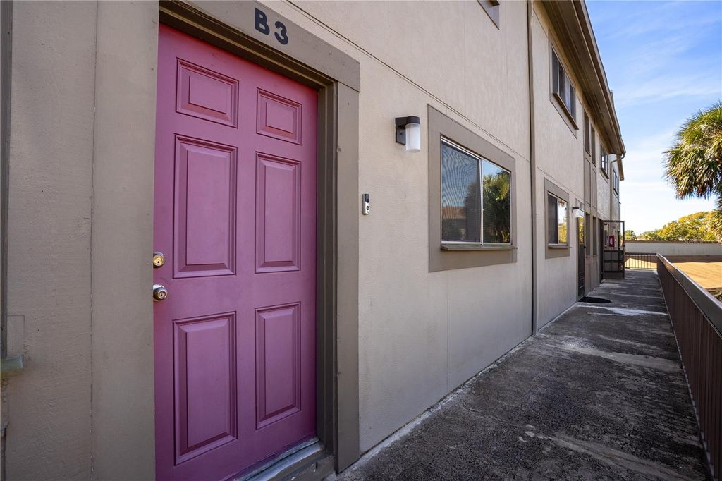 Photo of 6315 Newtown Circle #15B3, Tampa, FL 33615 (MLS # TB8469486)