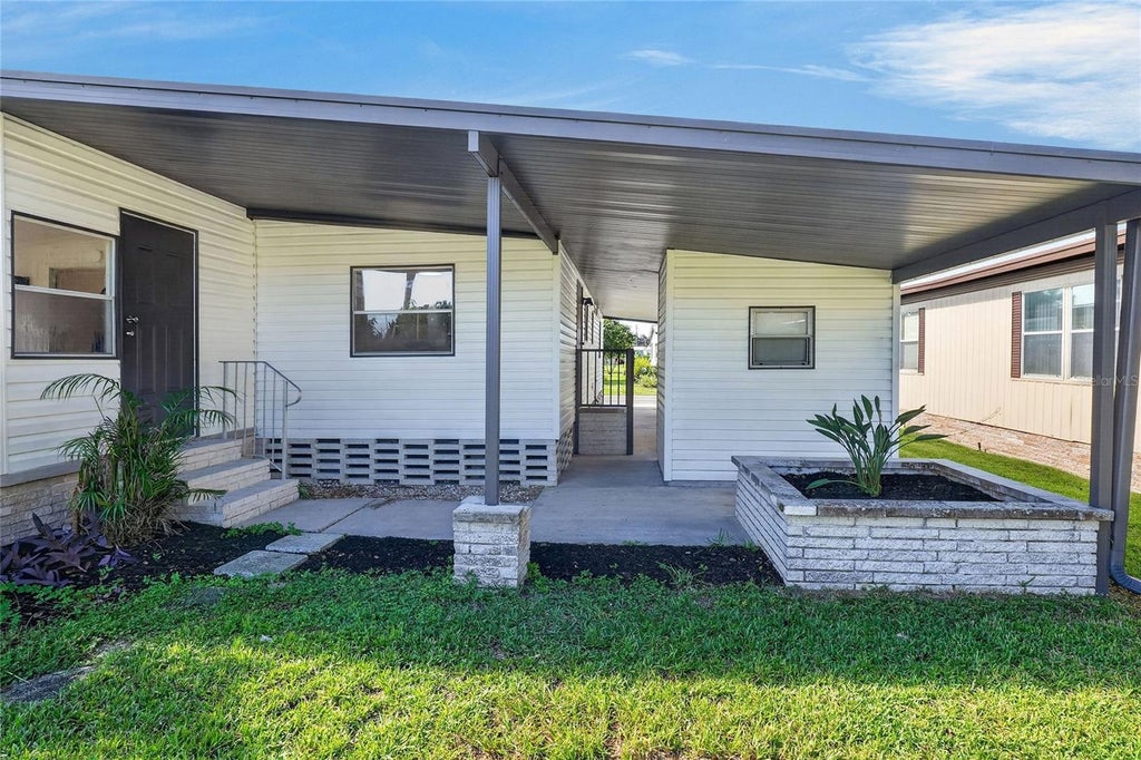 Photo of 2055 S Floral Avenue #55, Bartow, FL 33830 (MLS # B4902353)