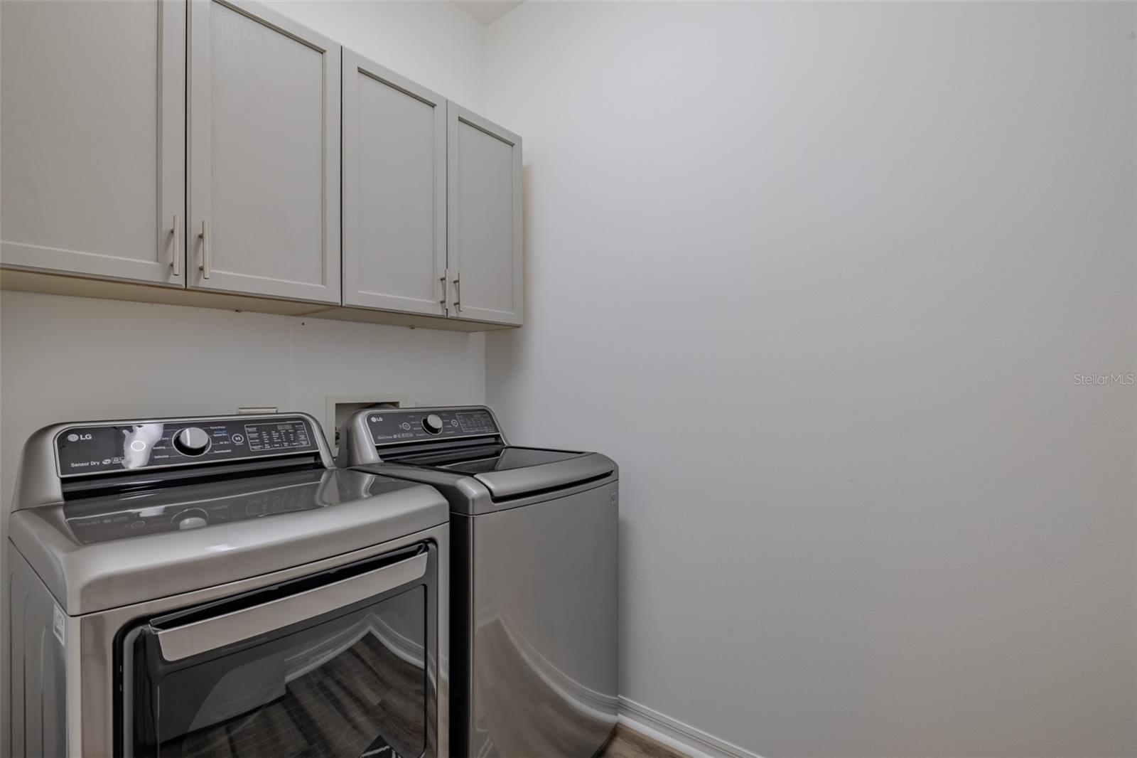 SAVANNAH LANDINGS TWNHMS - Residential