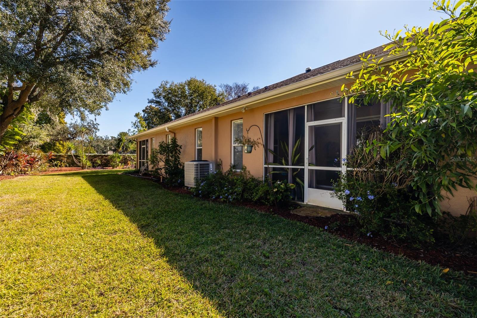 SAVANNAH LANDINGS TWNHMS - Residential