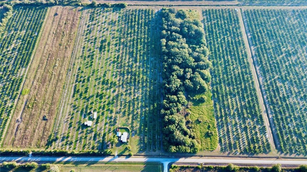 Photo of 2413 Hicks Road, Lorida, FL 33857 (MLS # L4957994)