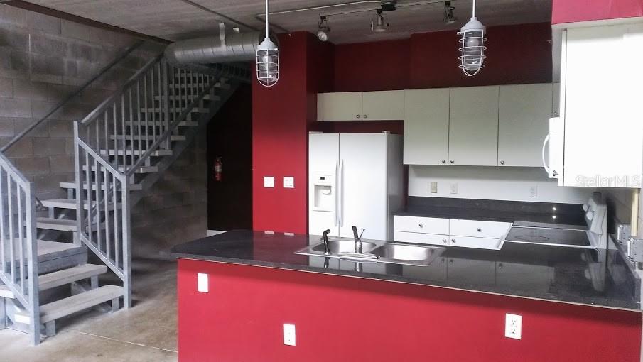 2515 SW 35TH PLACE 215