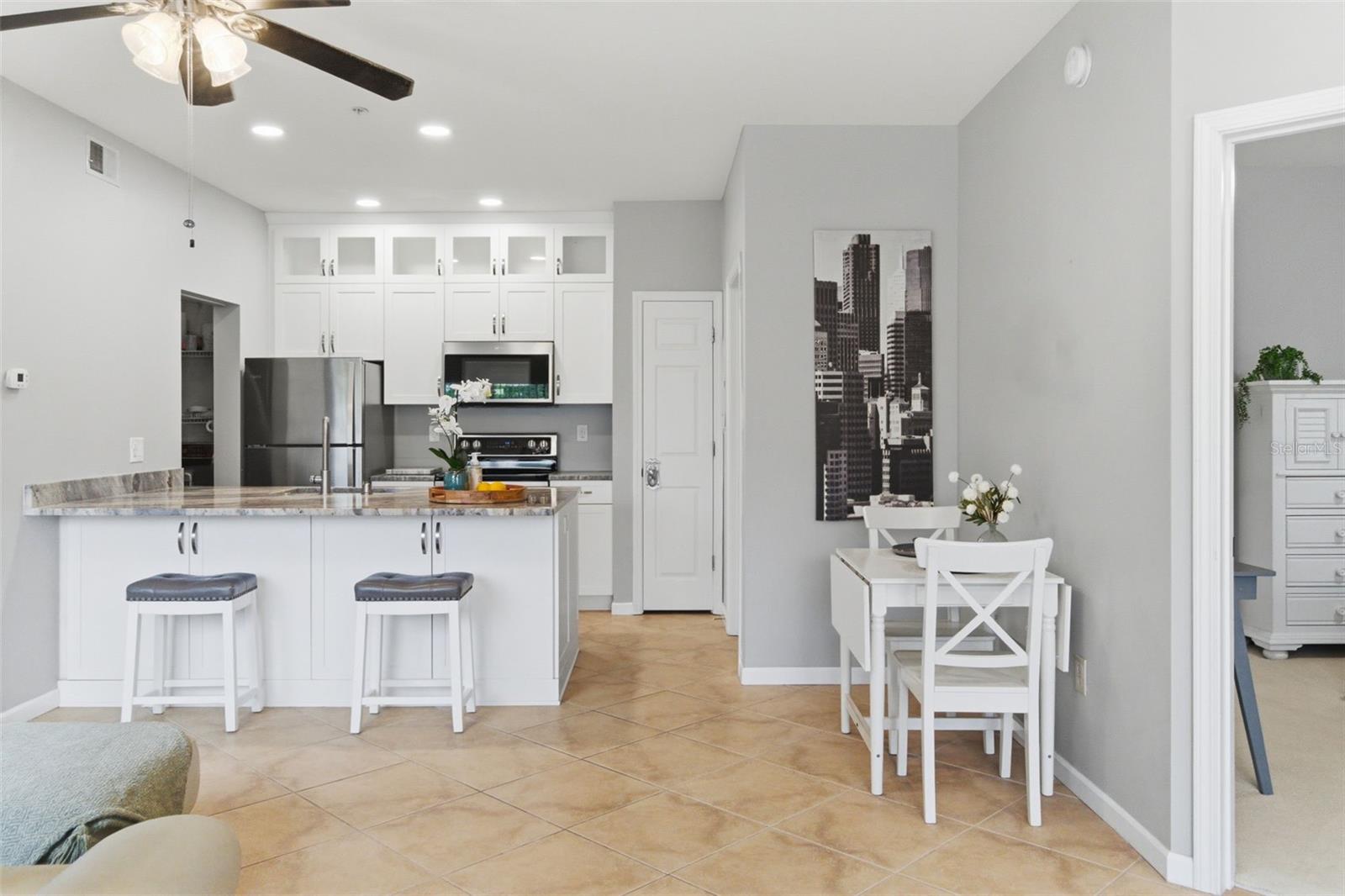 BEACHWAY CONDOS - Residential
