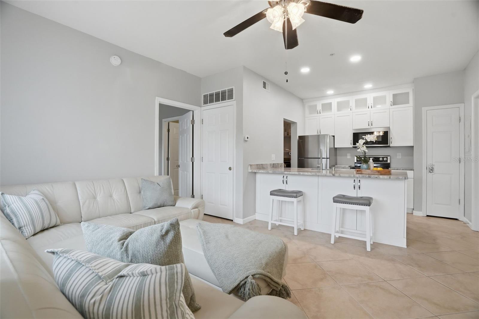 BEACHWAY CONDOS - Residential
