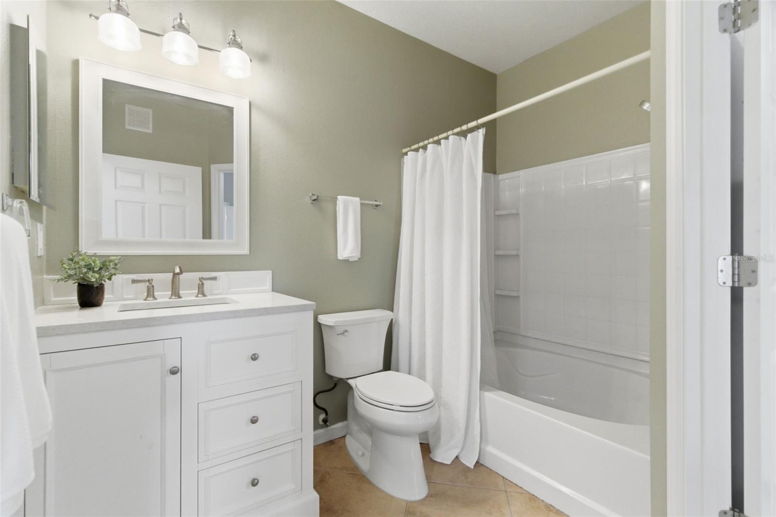 BEACHWAY CONDOS - Residential