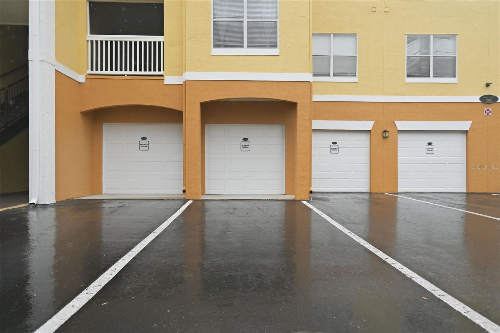BEACHWAY CONDOS - Residential
