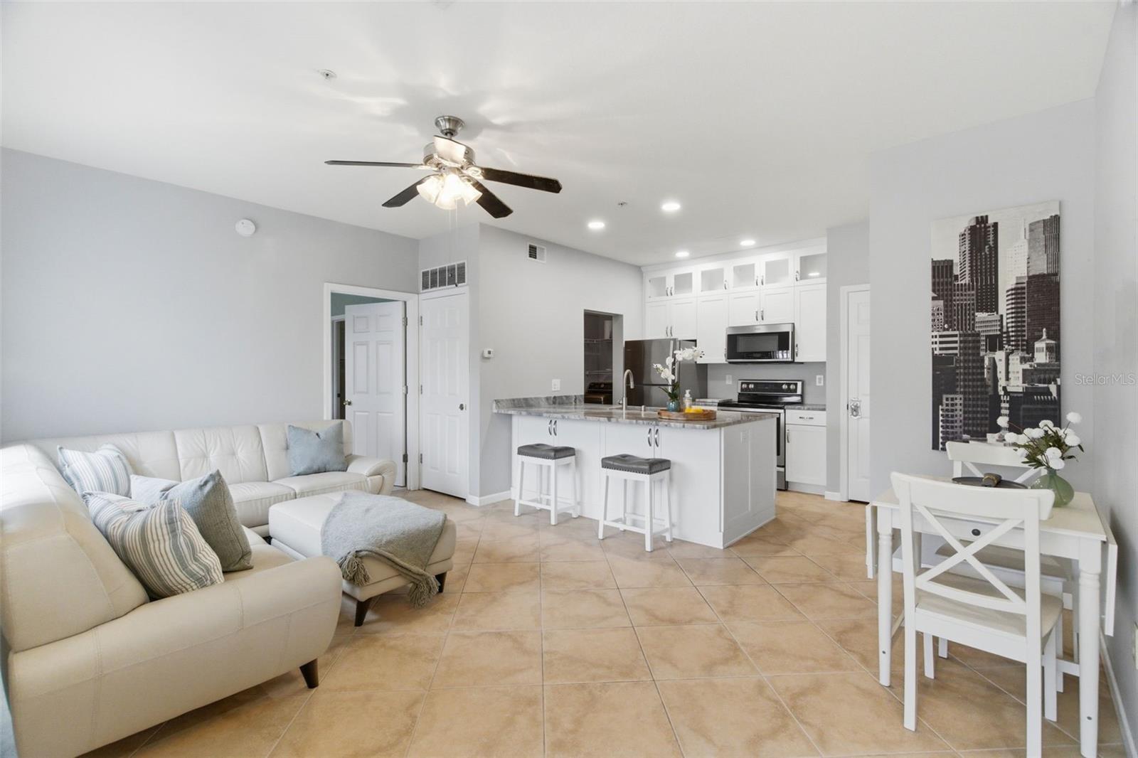 BEACHWAY CONDOS - Residential