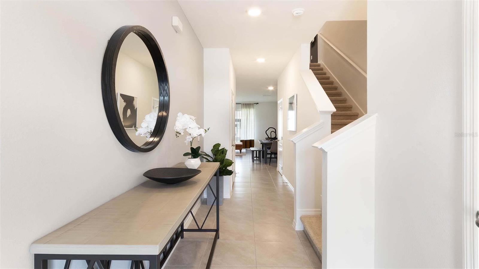 1300 ISLETA LOOP