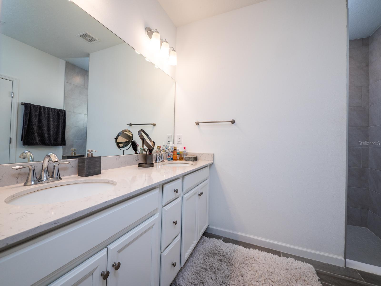 FREEDOM XINGS PRESERVE PH 2 - Residential Lease