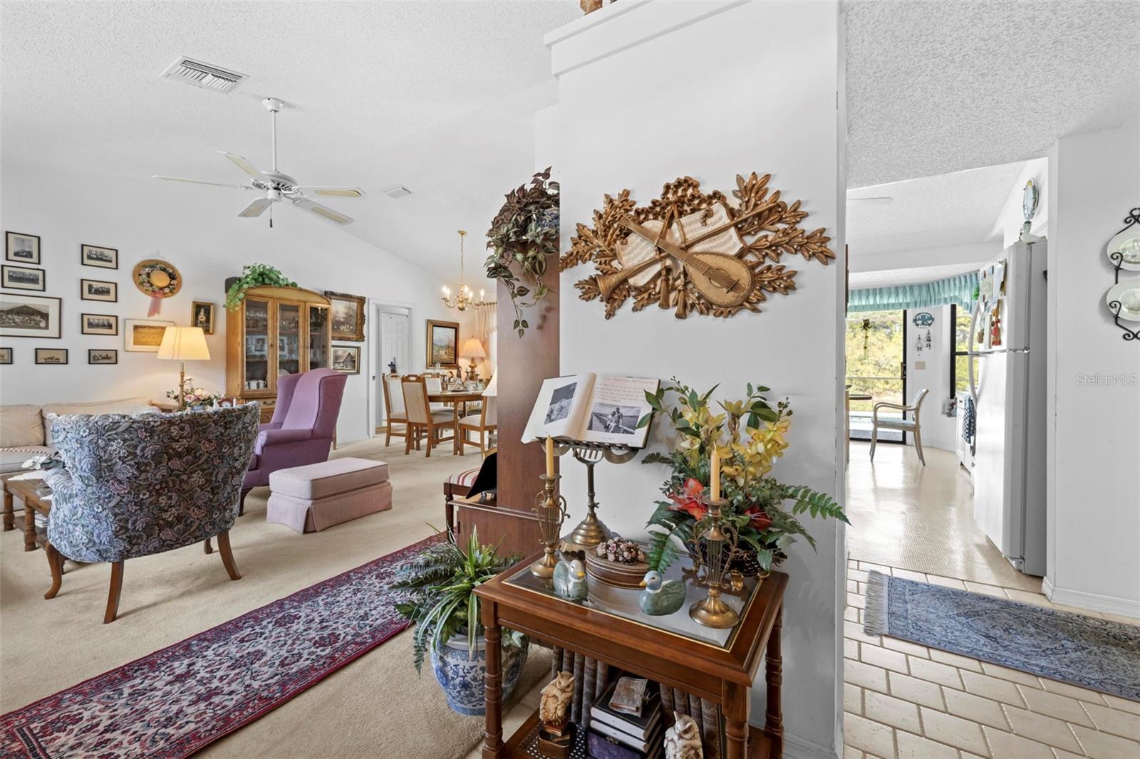 SPRING HILL - Residential