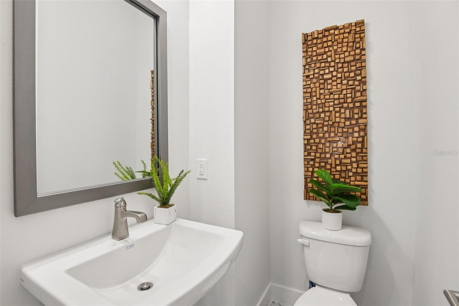 UNION DISTRICT TWNHMS - Residential Lease