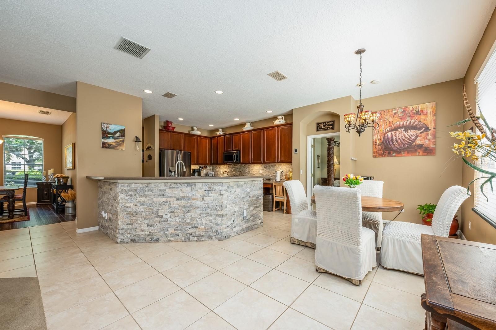 127 HEATHERBROOKE CIRCLE