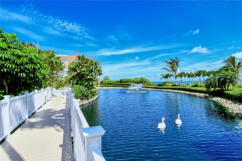 A home in LONGBOAT KEY