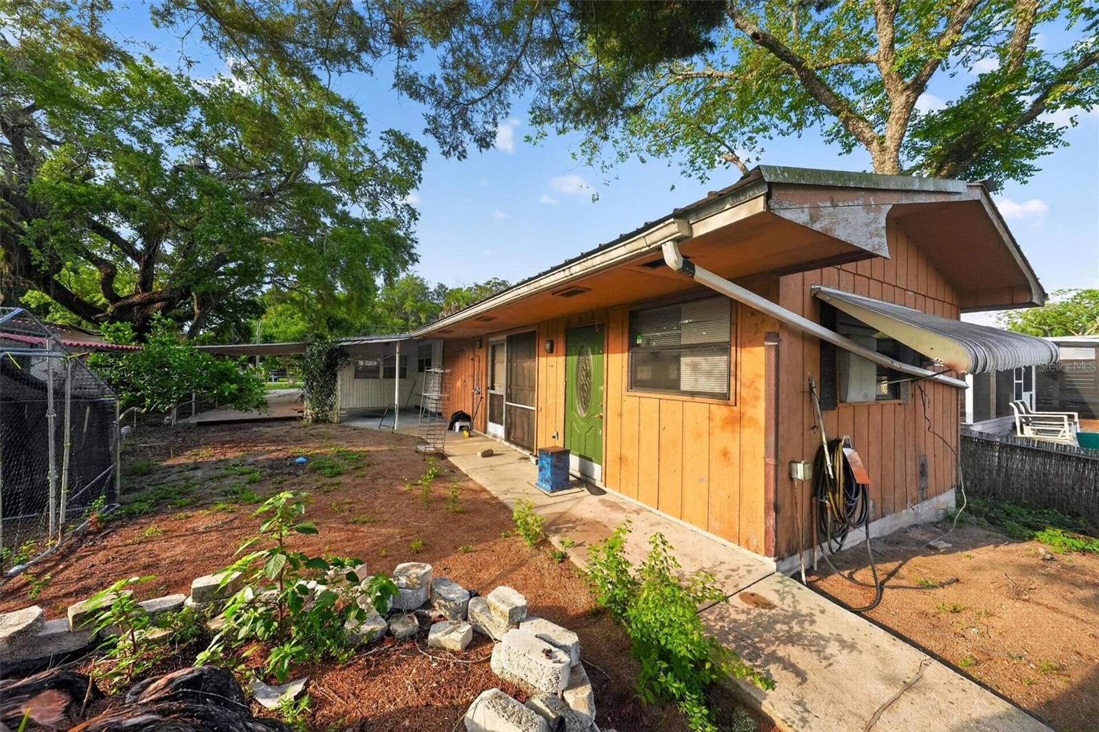 INDIAN HARBOR ESTATES UNIT 01 - Residential