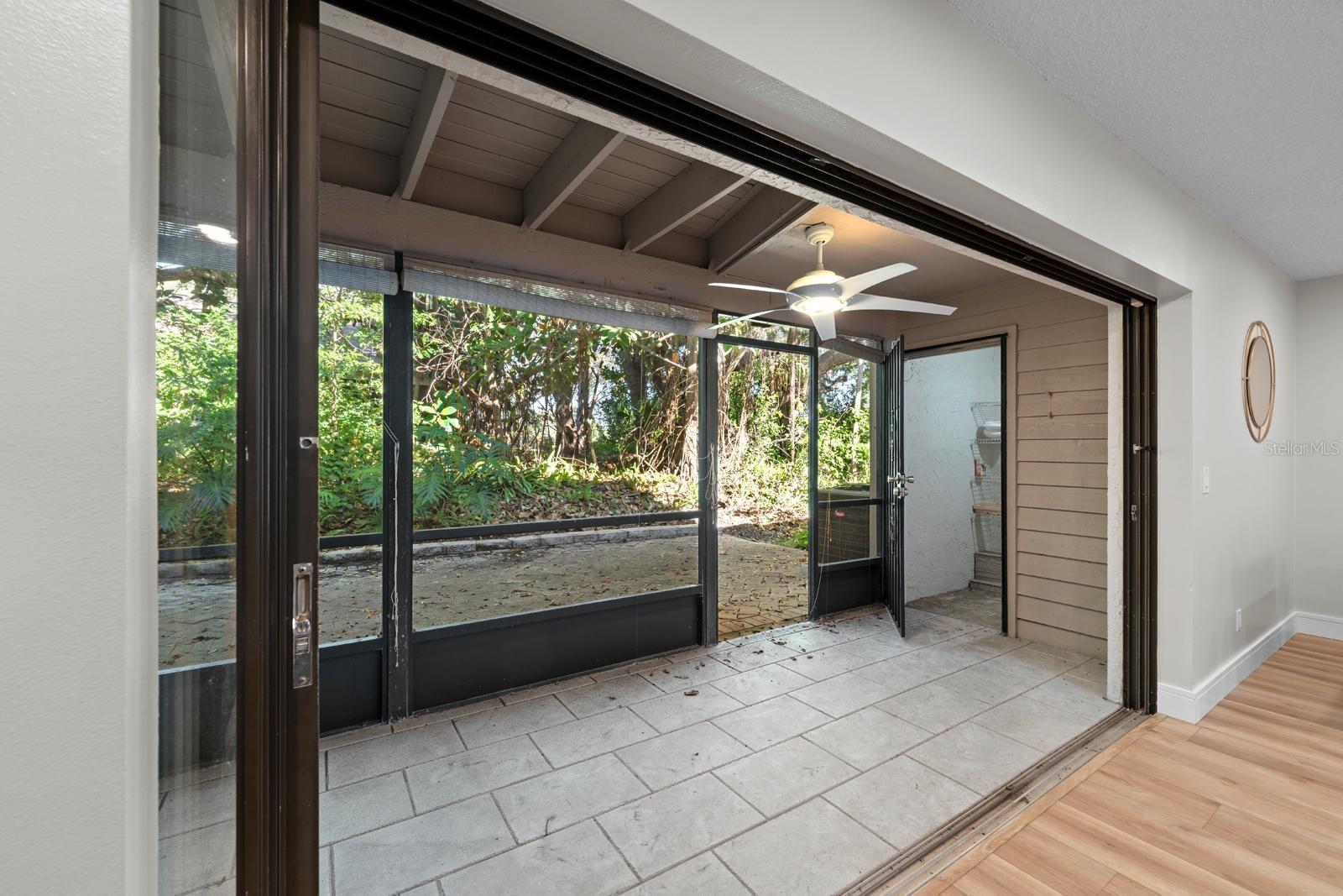 WHISPERING WOODS - Residential