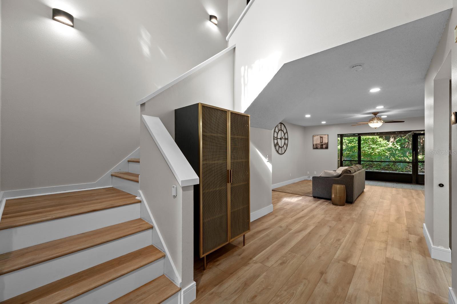 WHISPERING WOODS - Residential