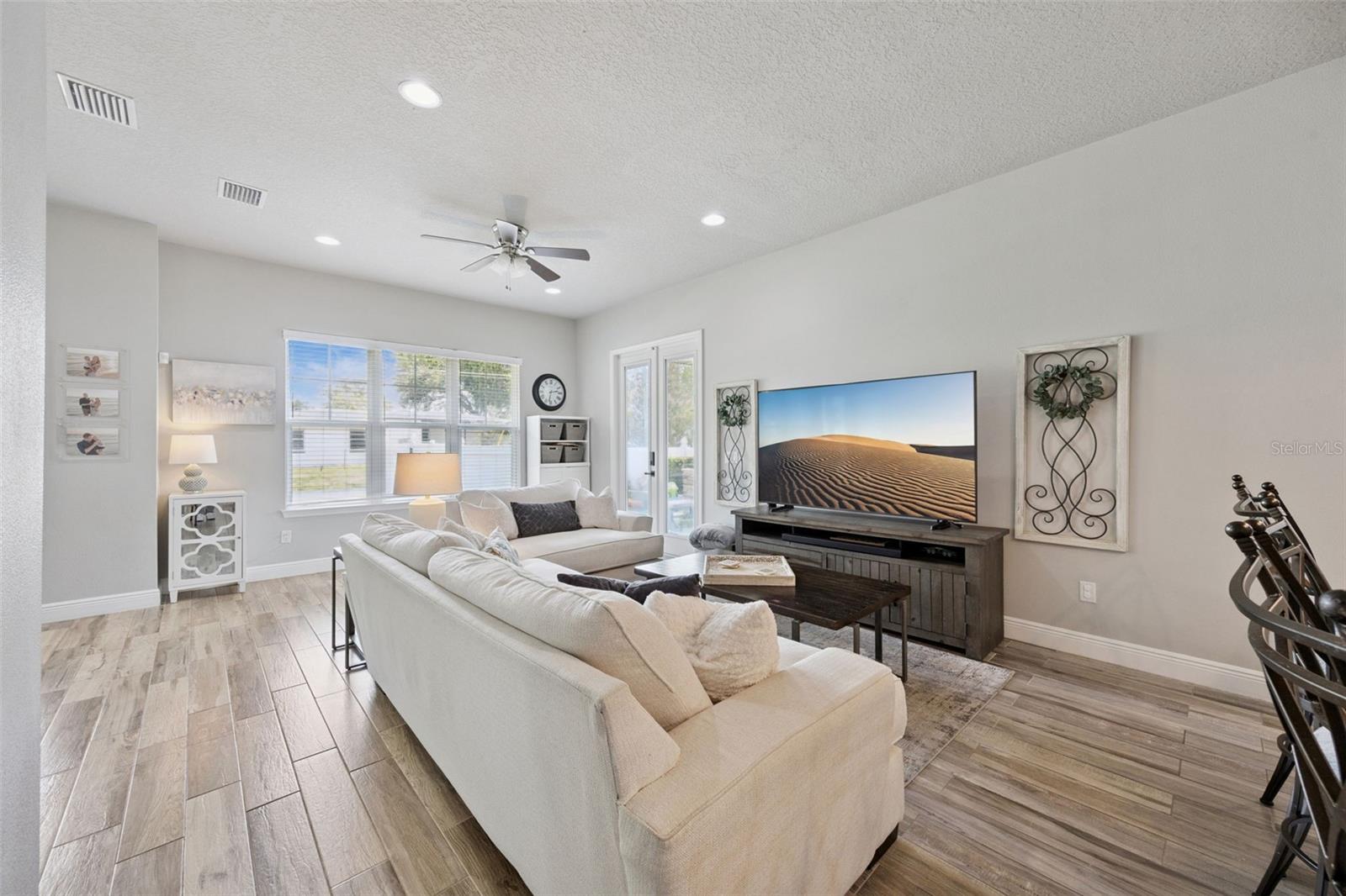 EOS GROUP - Residential