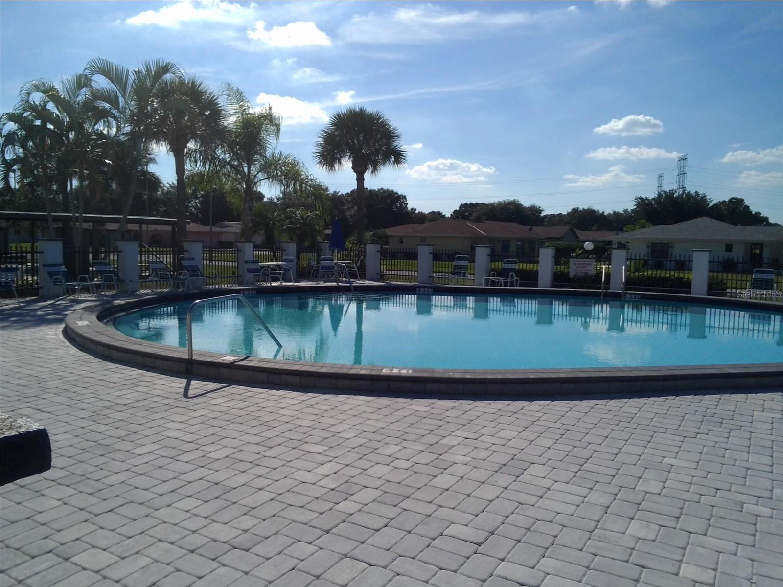 LAKES UNIT II PH I SEC II THE - Residential