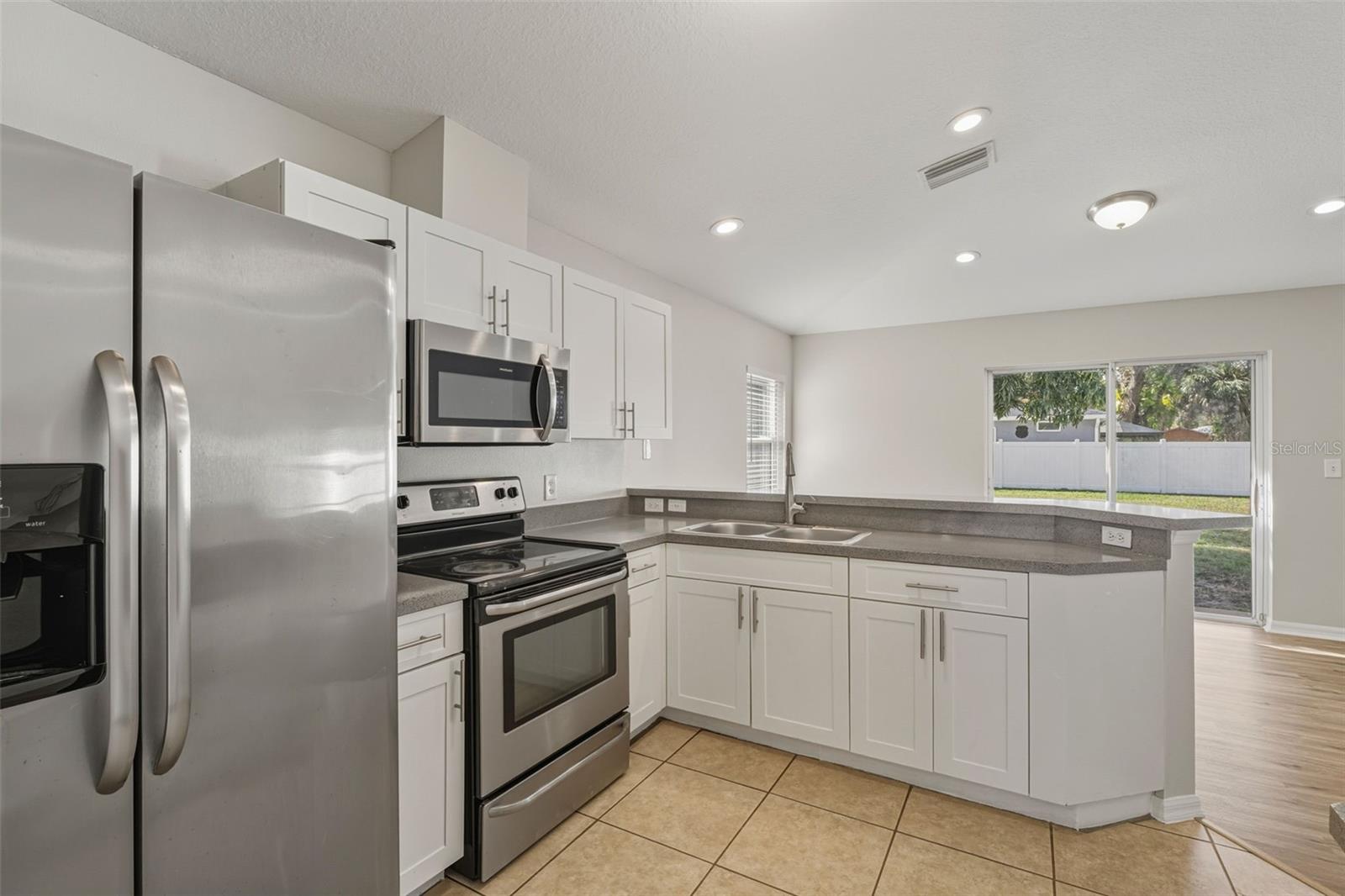 PINE CREST SUB - Residential