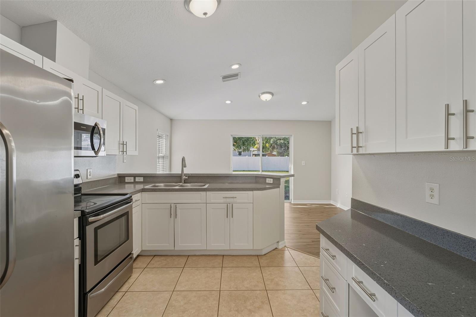 PINE CREST SUB - Residential