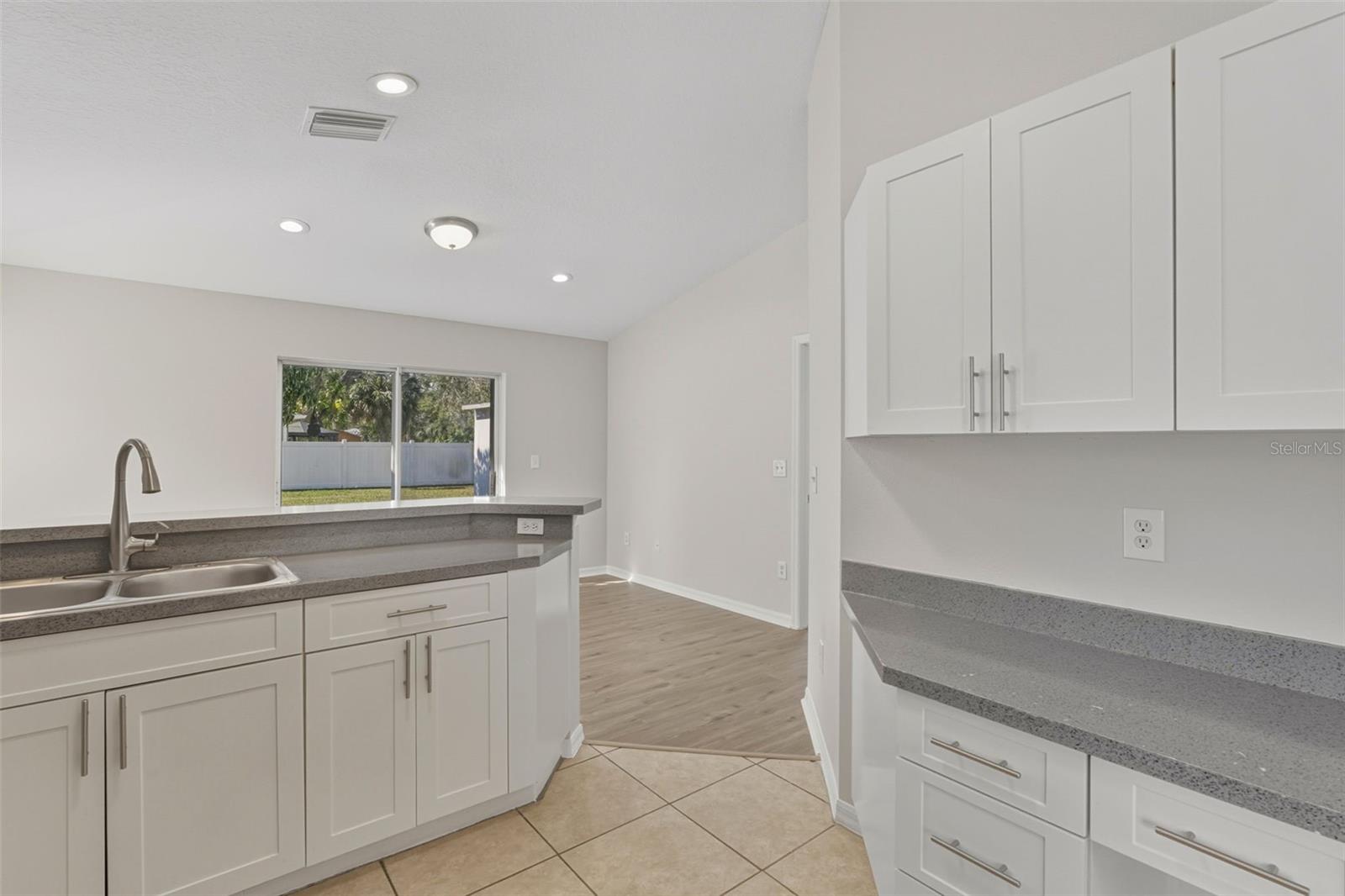 PINE CREST SUB - Residential