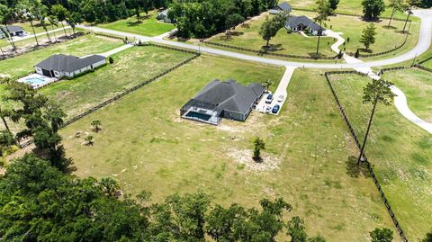 Tiny photo for 7403 NE 22nd Court Road, Ocala, FL 34479 (MLS # O6367430)