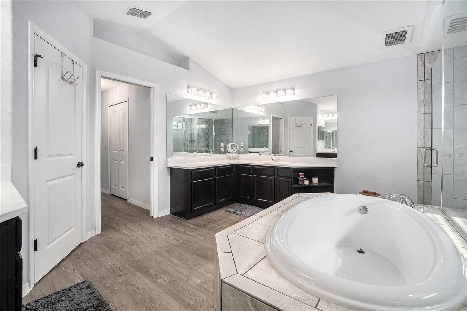 SUMMERHILL - Residential