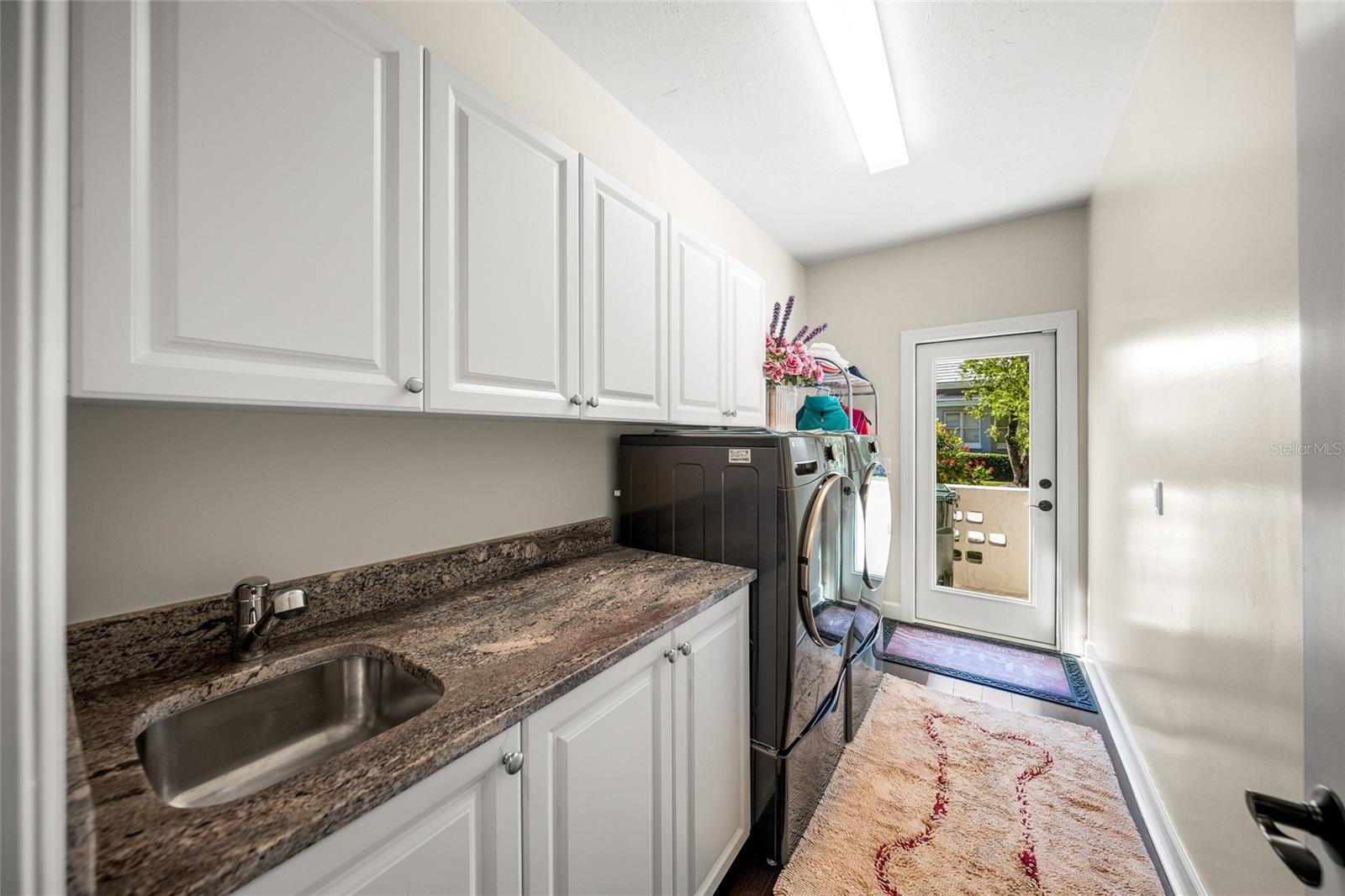 LAUREL OAK ESTATES - Residential