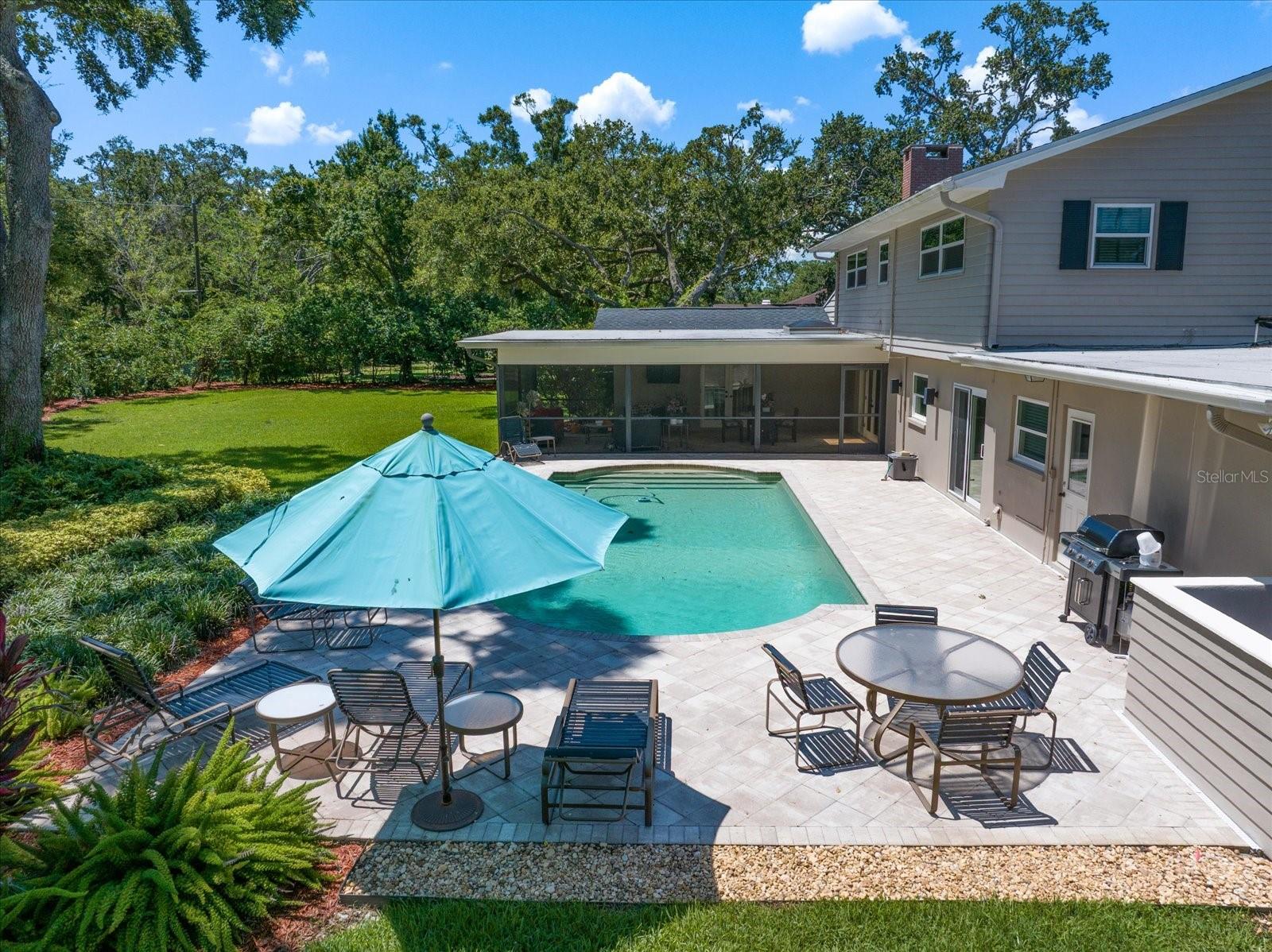 PINELLAS GROVES - Residential
