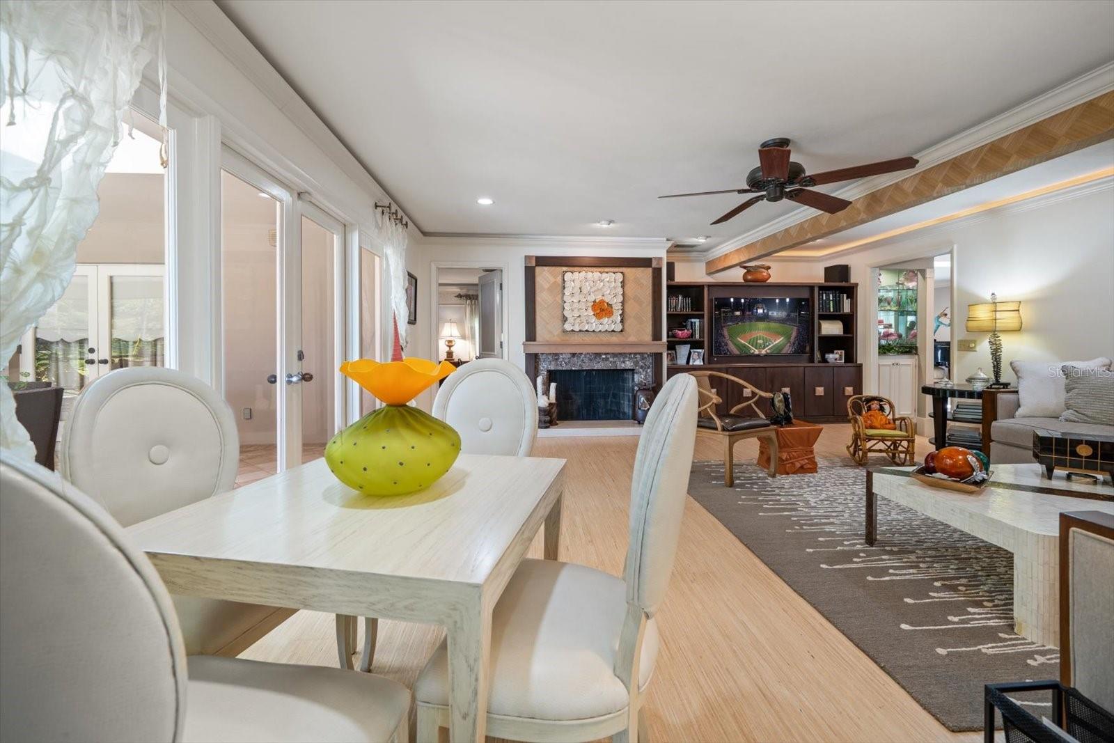 PINELLAS GROVES - Residential