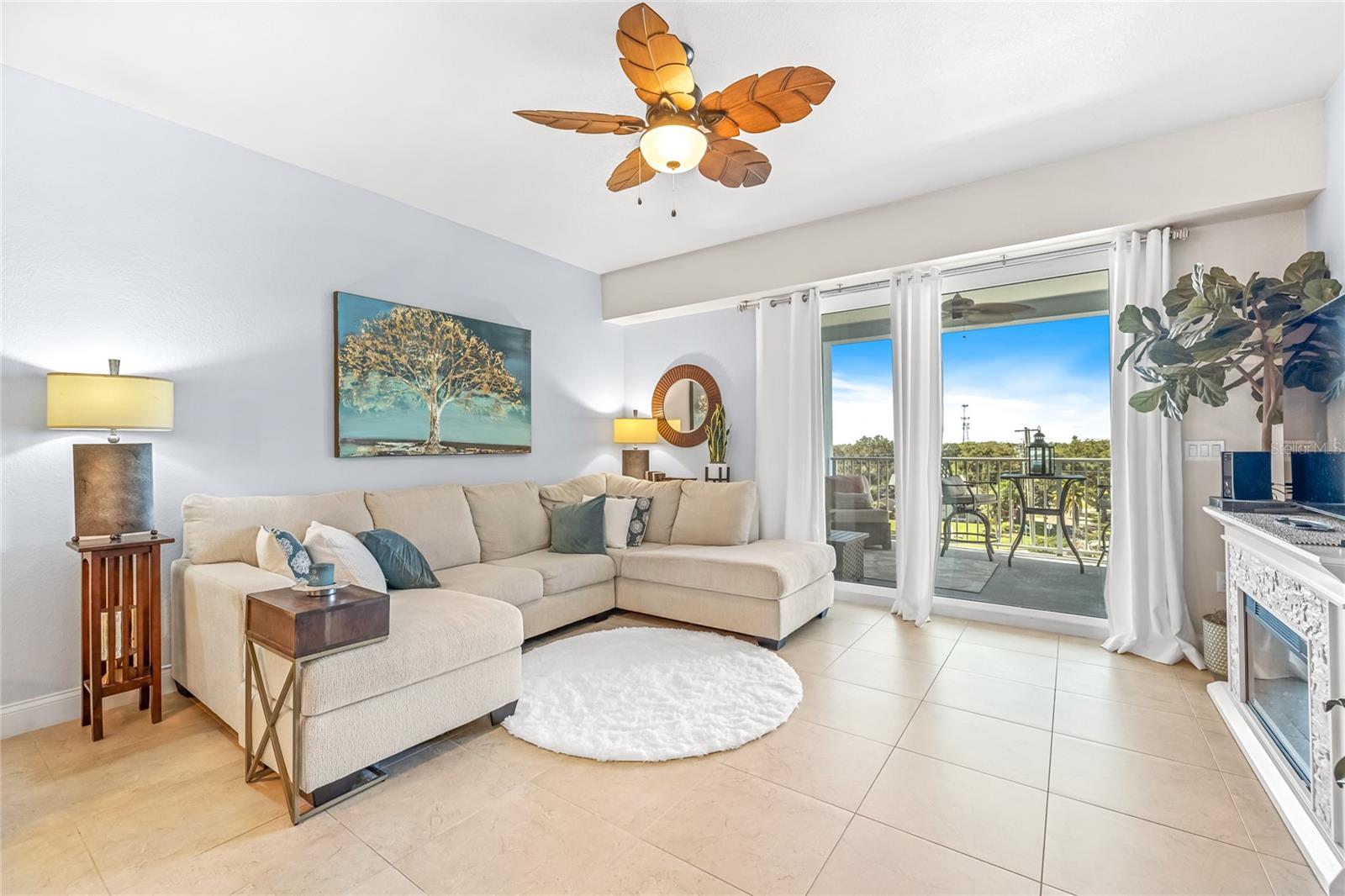 RIVERWALK/CORONADO ISLAND-BLDG - Residential