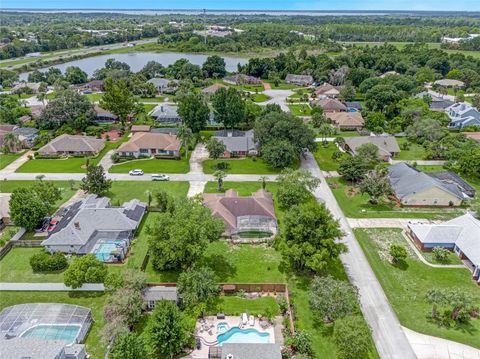 A home in DEBARY