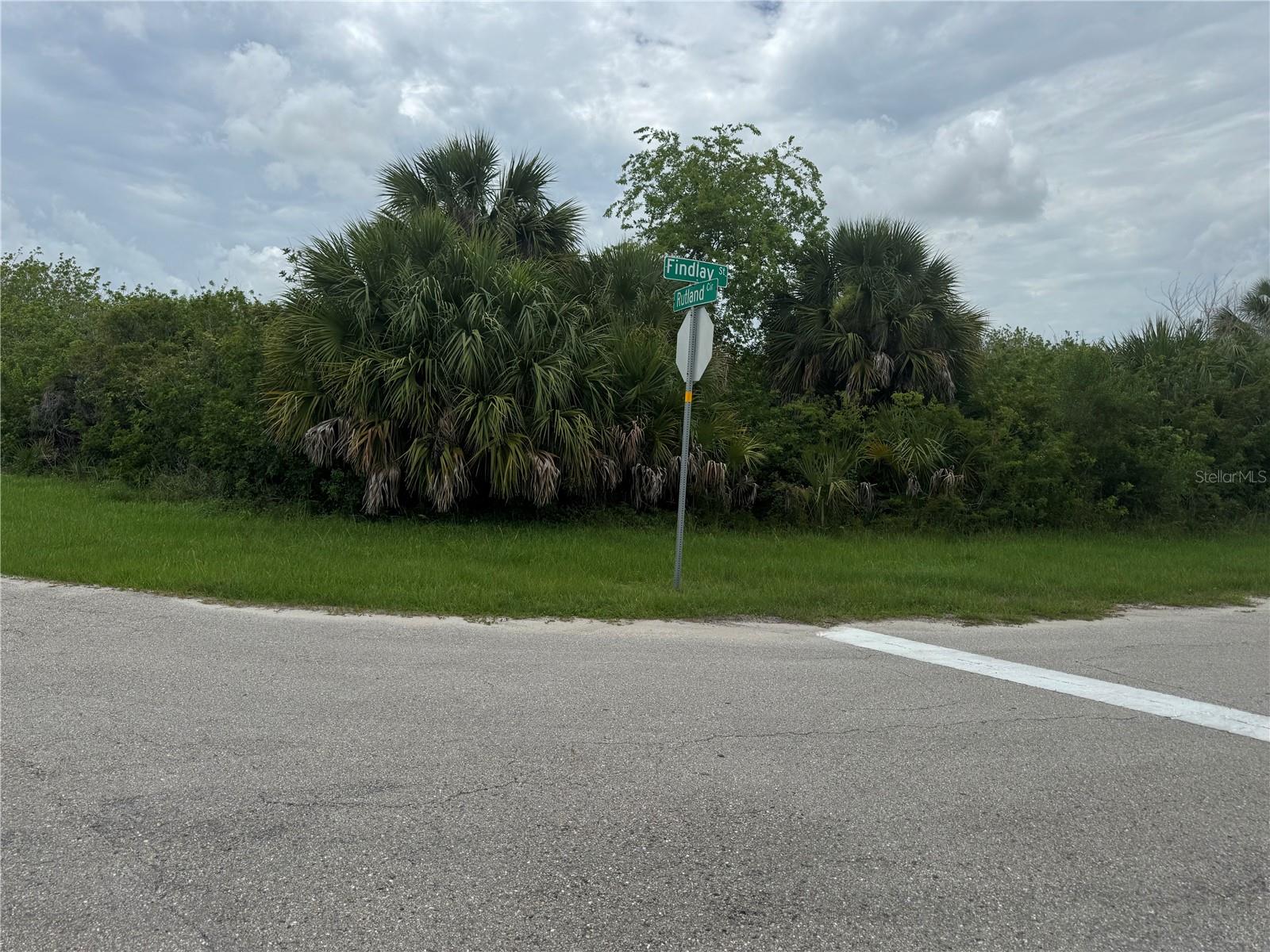 PORT CHARLOTTE SEC 017 - Land